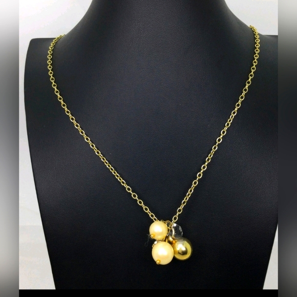 J. Crew Goldtone Faux Pearl Crystal Cluster Chain Necklace EUC 26" - Picture 1 of 5